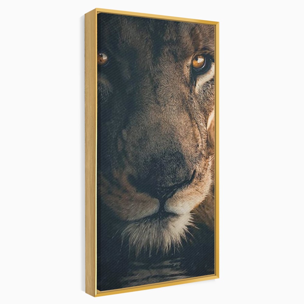 Tablou canvas cu tablou canvas cu prim-plan portret de leu, in rama de aluminiu auriu