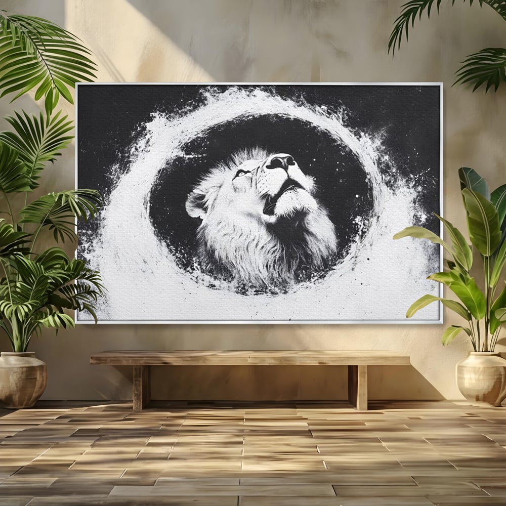 Tablou canvas cu tablou canvas cu leu alb si negru, in rama de aluminiu argintiu