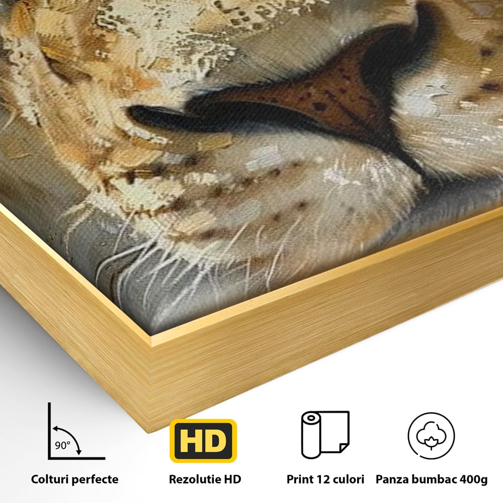 Detaliu al suprafetei: tablou canvas cu prim-plan de leu, in rama de aluminiu auriu
