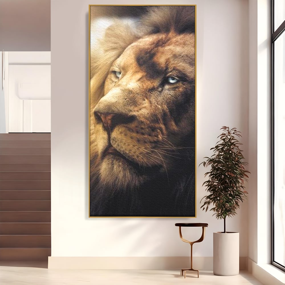 Tablou canvas cu tablou canvas cu chip de leu, in rama de aluminiu auriu