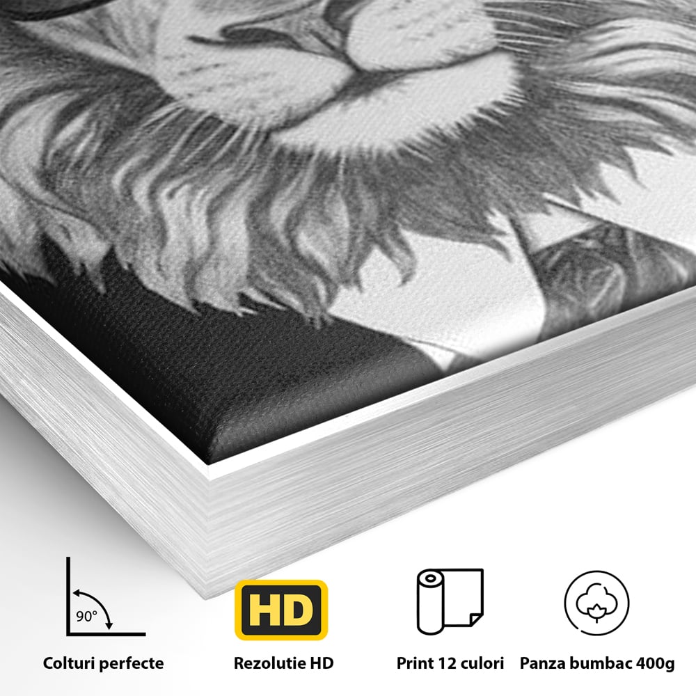 Detaliu al suprafetei: tablou canvas cu leu in costum si ochelari, in rama de aluminiu argintiu