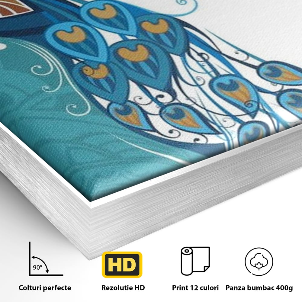 Detaliu al suprafetei: ilustratie digitala cu paun si pene, in rama de aluminiu argintiu