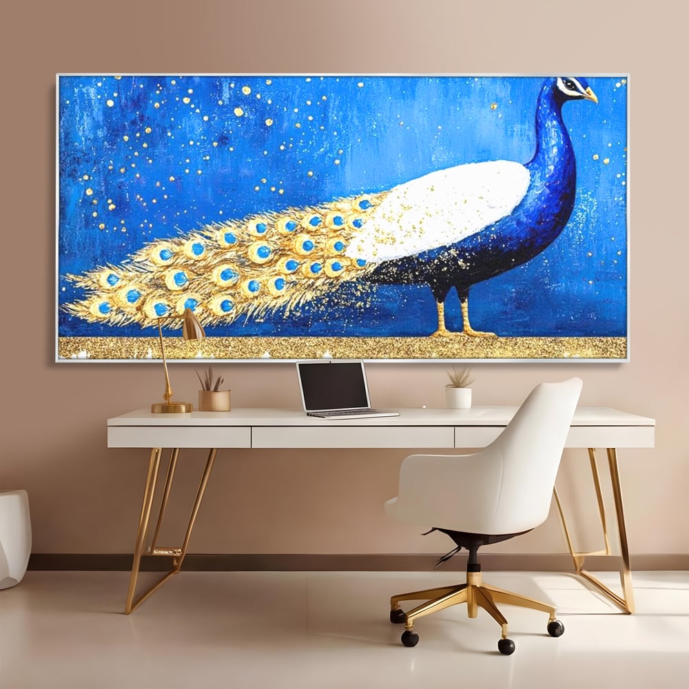 Tablou canvas cu tablou canvas cu paun in nuante de albastru si auriu, in rama de aluminiu argintiu, pe perete intr-un birou