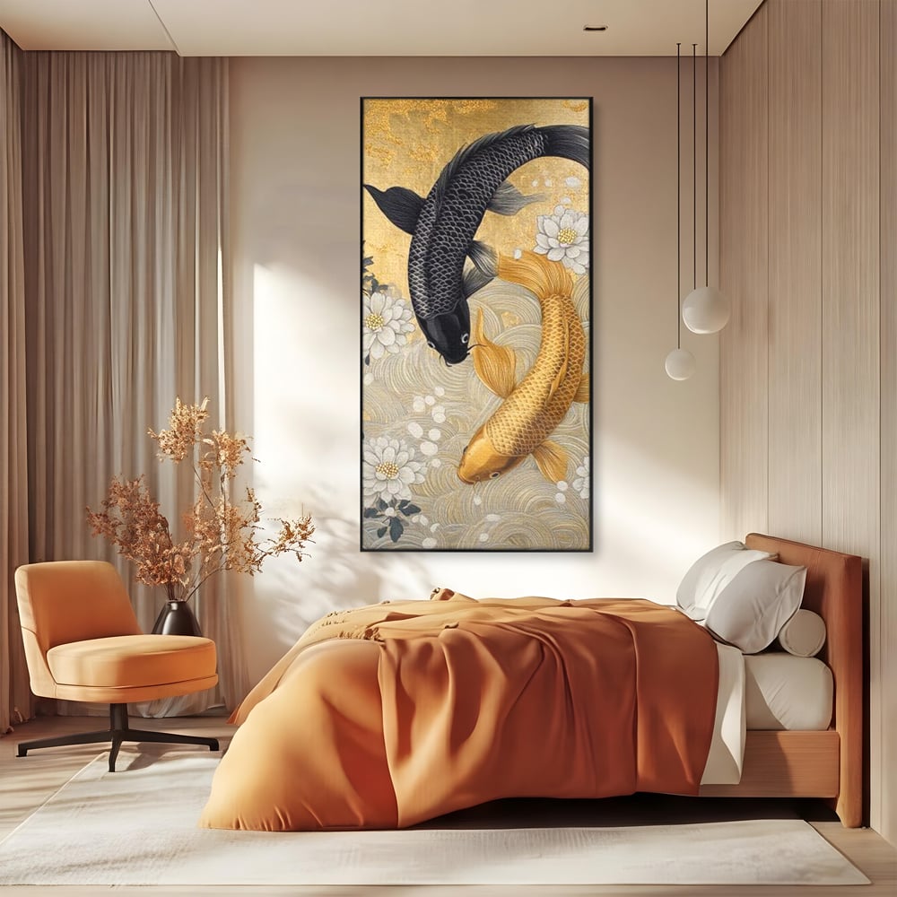 Tablou canvas cu tablou canvas cu doi pesti koi, in rama de aluminiu negru, pe perete intr-un dormitor