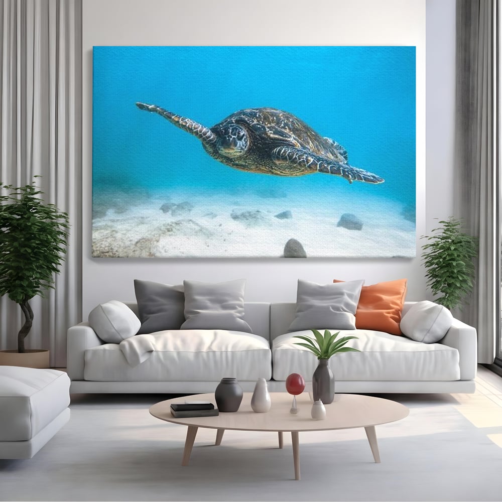 Tablou canvas cu tablou canvas cu testoasa marina, fara rama, pe sasiu de lemn, pe perete intr-un living