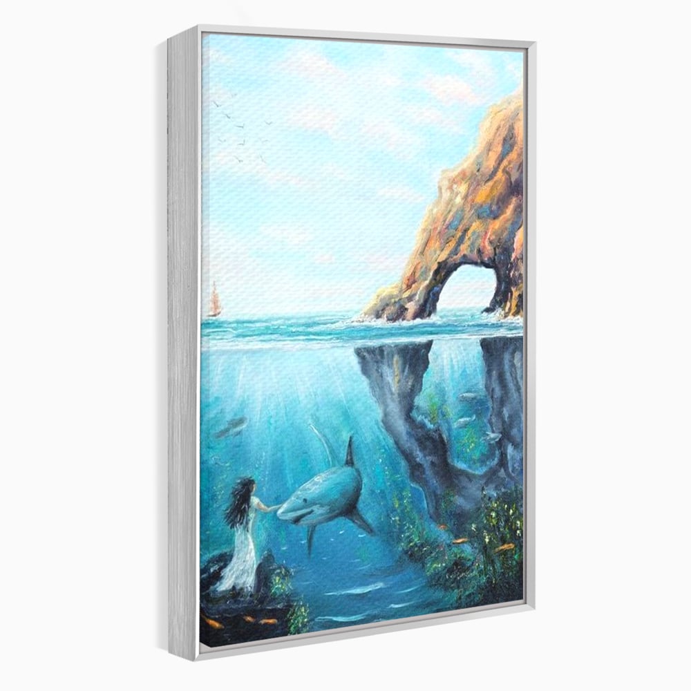 Tablou canvas cu pictura cu femeie si rechin sub apa, in rama de aluminiu argintiu