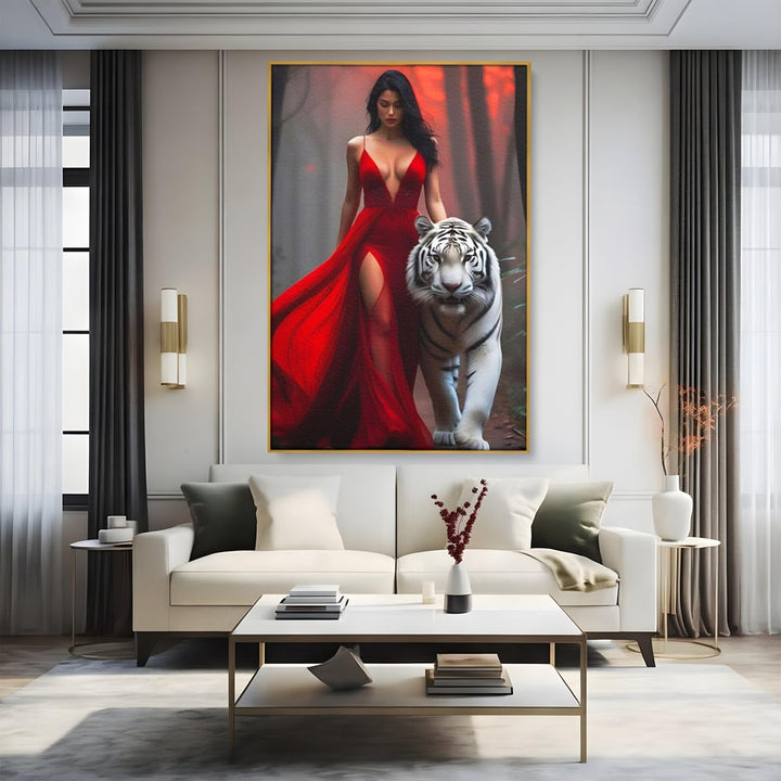 Tablou canvas cu tablou canvas cu femeie si tigru alb, in rama de aluminiu auriu, pe perete intr-un living