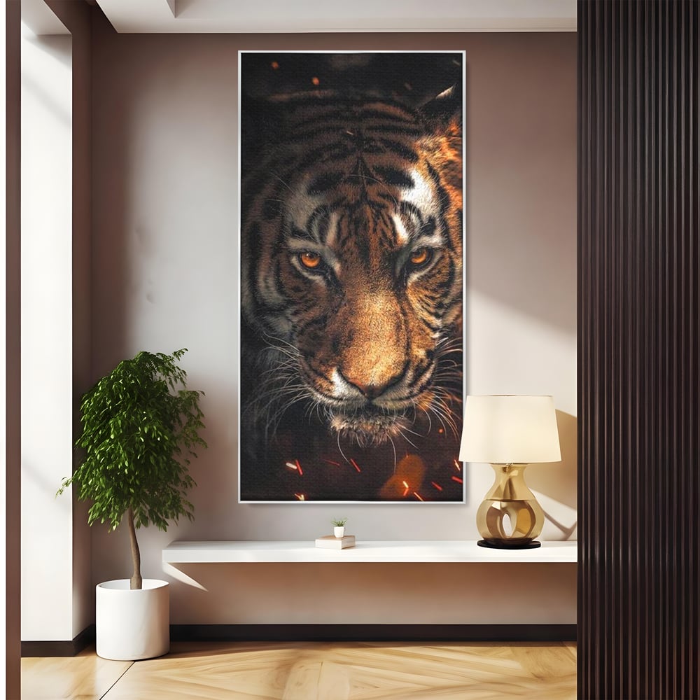 Tablou canvas cu tablou canvas cu cap de tigru si scantei, in rama de aluminiu argintiu