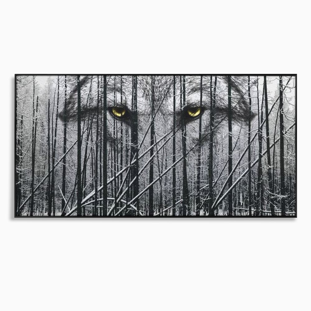 Tablou canvas cu tablou canvas cu ochi de lup si padure iarna, in rama de aluminiu negru