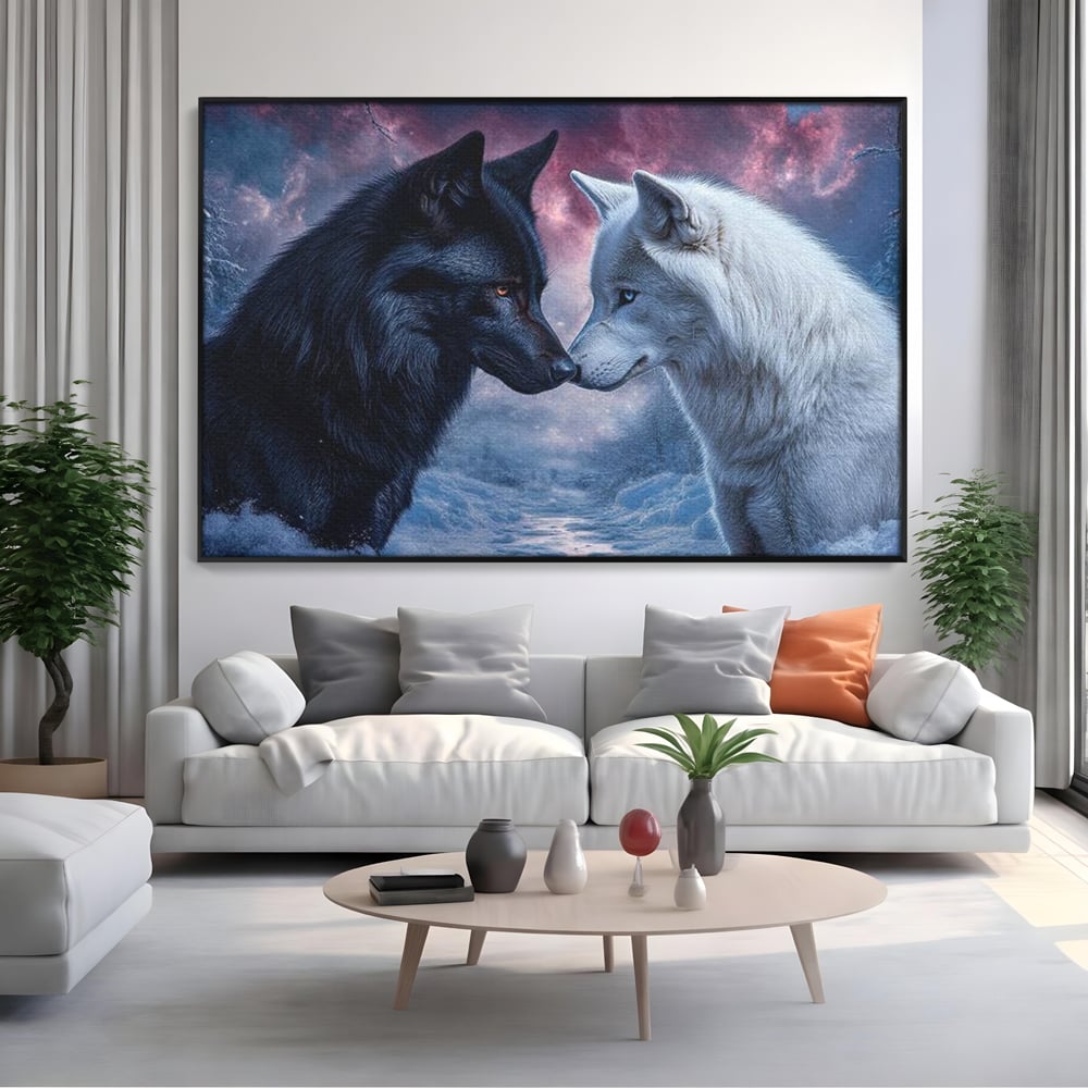 Tablou canvas cu tablou canvas cu doi lupi, in rama de aluminiu negru, pe perete intr-un living