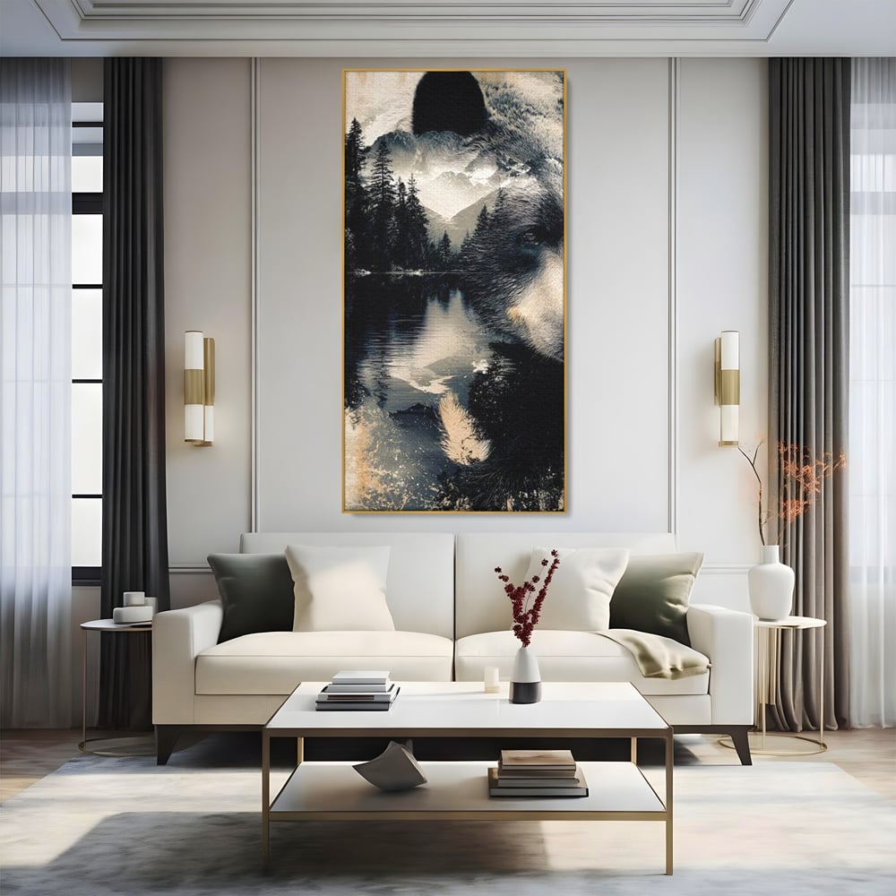 Tablou canvas cu tablou canvas cu urs si peisaj montan, in rama de aluminiu auriu, pe perete intr-un living