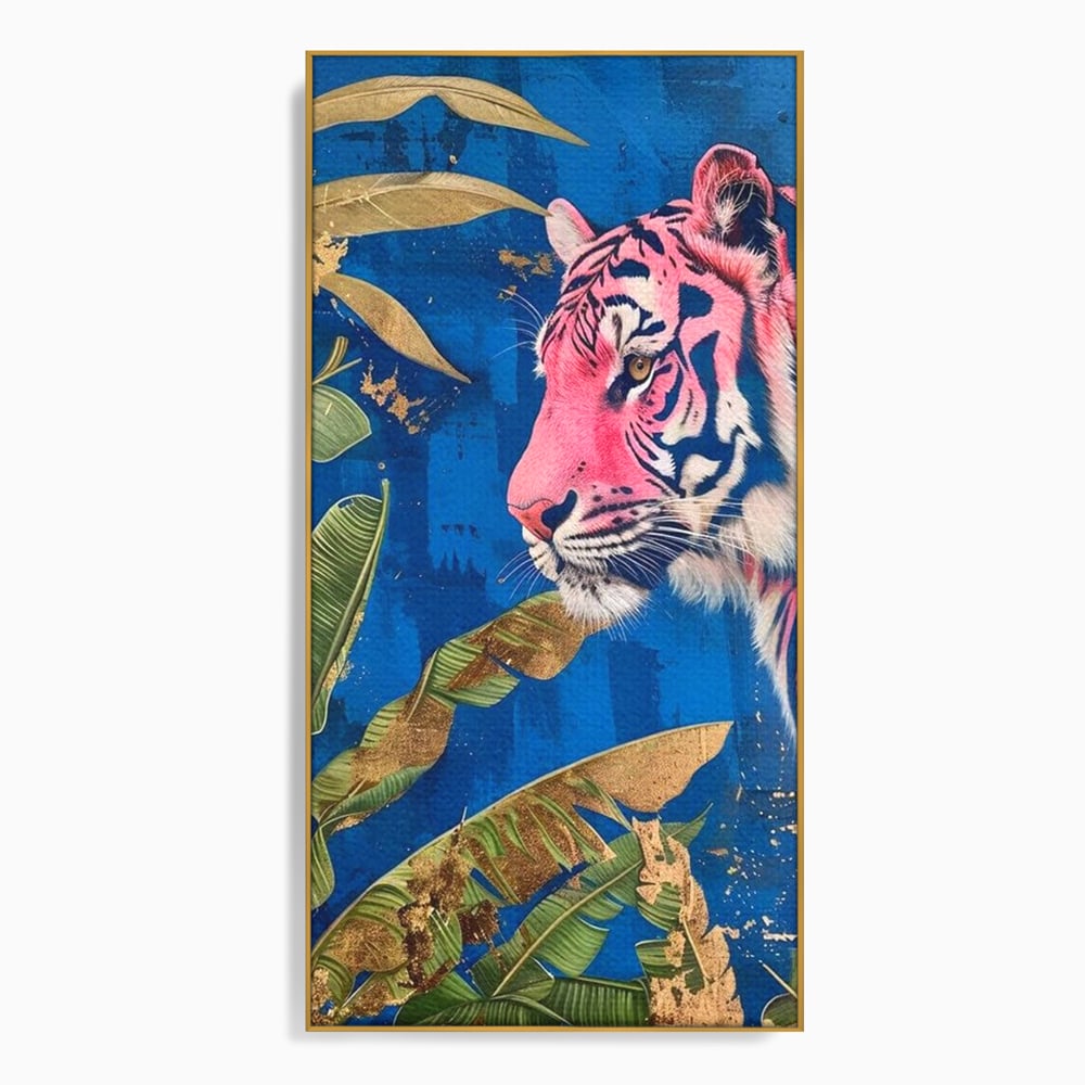Tablou canvas cu tablou canvas cu portret de tigru roz in jungla, in rama de aluminiu auriu