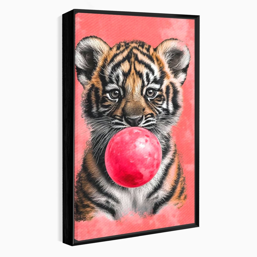 Tablou canvas cu ilustratie pui de tigru cu guma roz, in rama de aluminiu negru