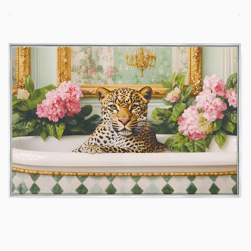 Tablou canvas cu tablou canvas cu leopard in cada, in rama de aluminiu argintiu