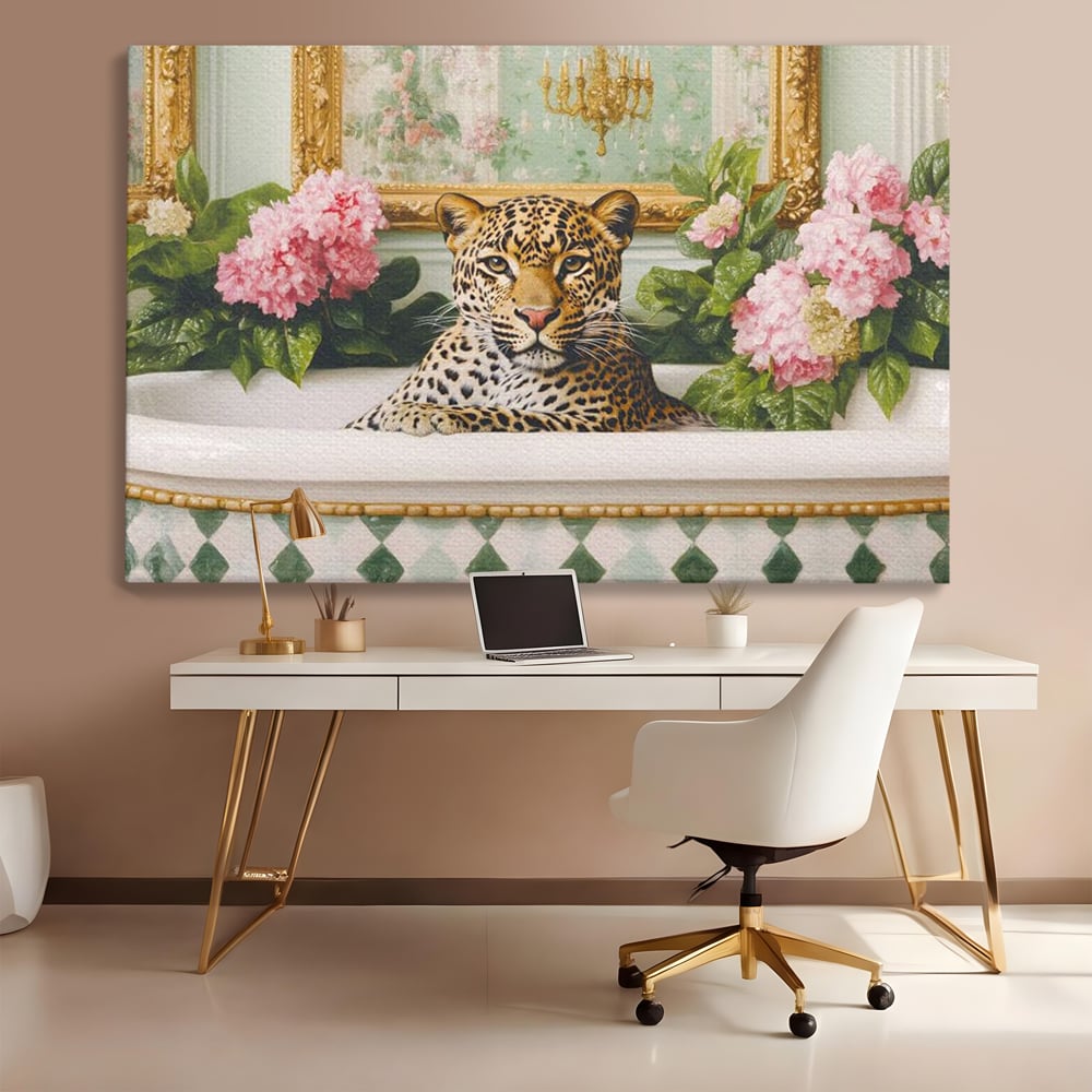Tablou canvas cu tablou canvas cu leopard in cada, fara rama, pe sasiu de lemn, pe perete intr-un birou