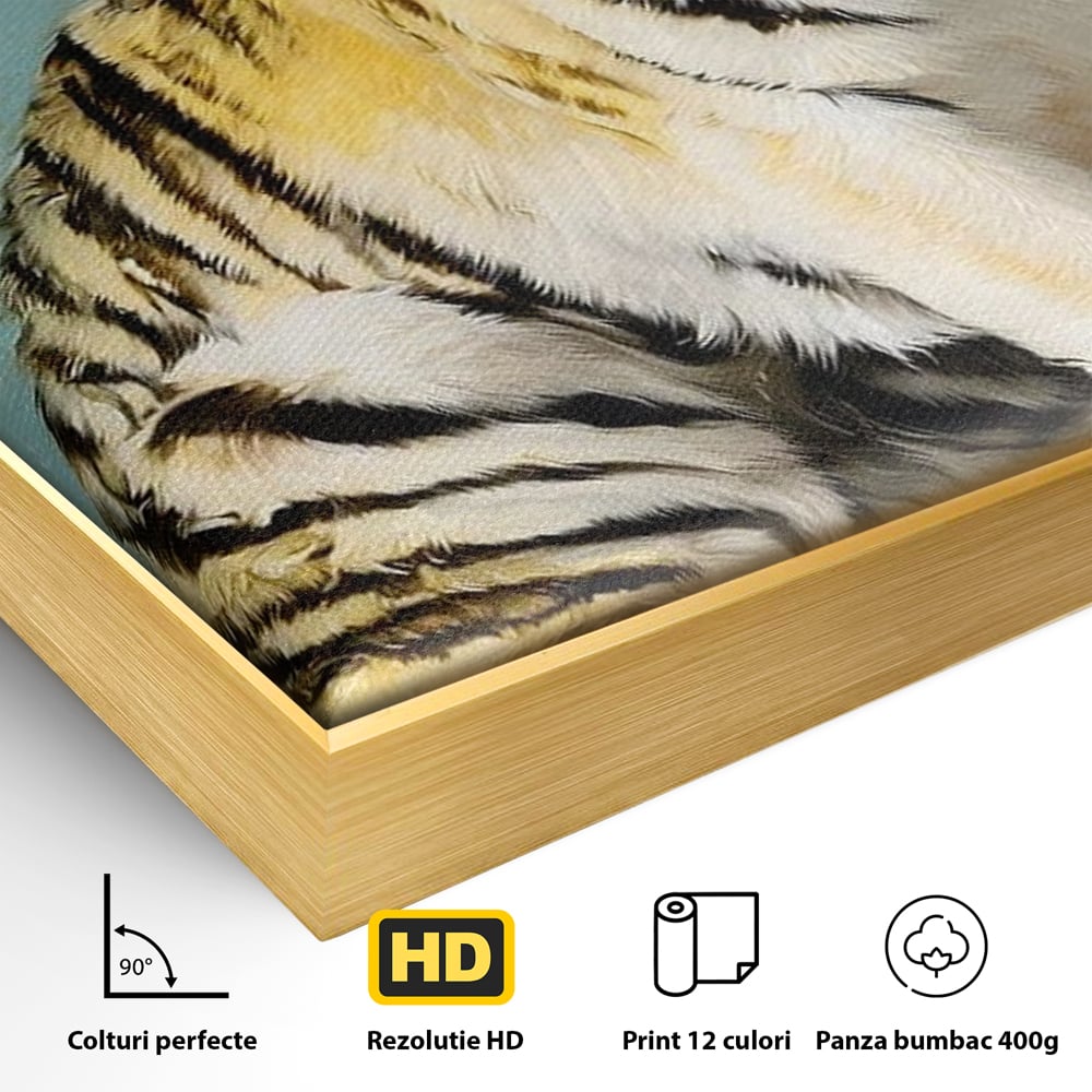 Detaliu al suprafetei: tablou canvas cu tigru alb, in rama de aluminiu auriu