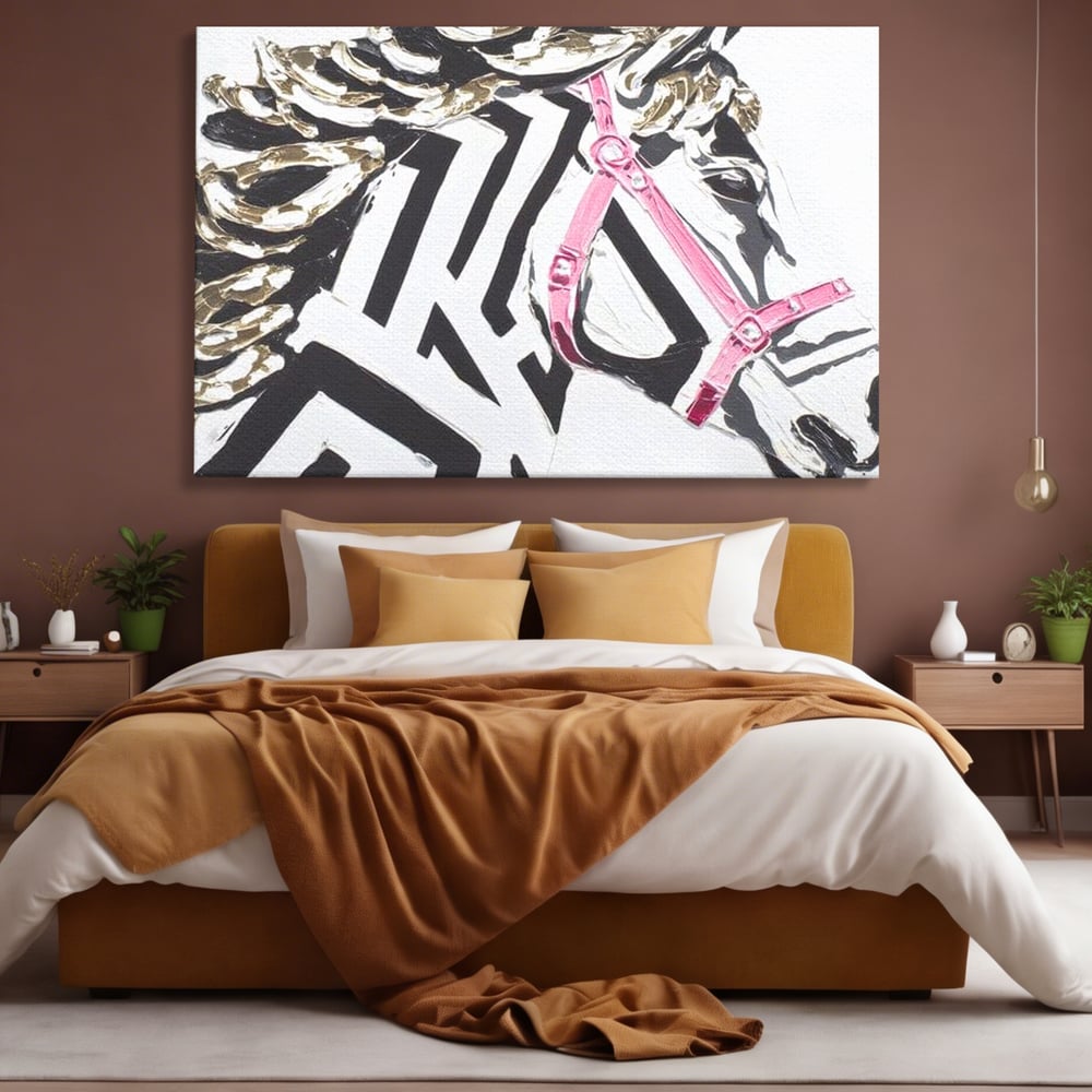 Tablou canvas cu tablou canvas cu cap de armasar, fara rama, pe sasiu de lemn, pe perete intr-un dormitor