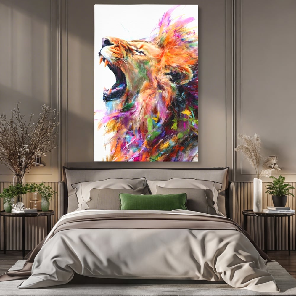 Tablou canvas cu pictura digitala cu leu colorat, fara rama, pe sasiu de lemn, pe perete intr-un dormitor