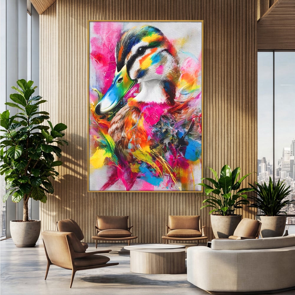 Tablou canvas cu tablou canvas cu rata colorata, in rama de aluminiu auriu, pe perete intr-un birou