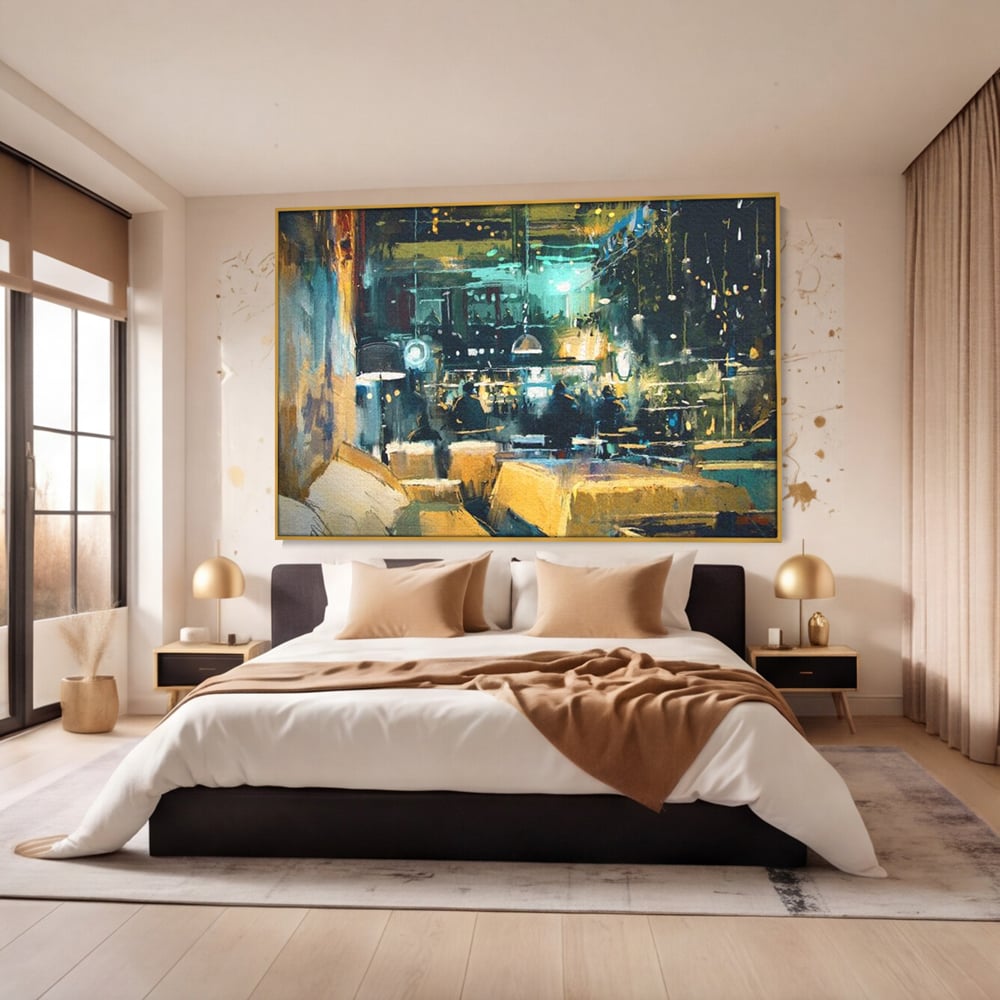 Tablou canvas cu pictura urbana cu pub luminat noaptea, in rama de aluminiu auriu, pe perete intr-un dormitor