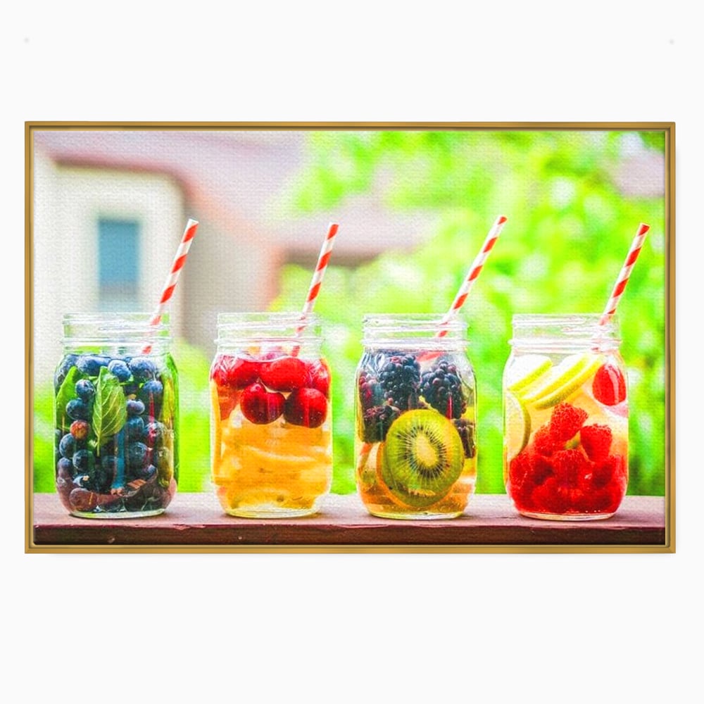Tablou canvas cu patru borcane cu limonada de fructe, in rama de aluminiu auriu