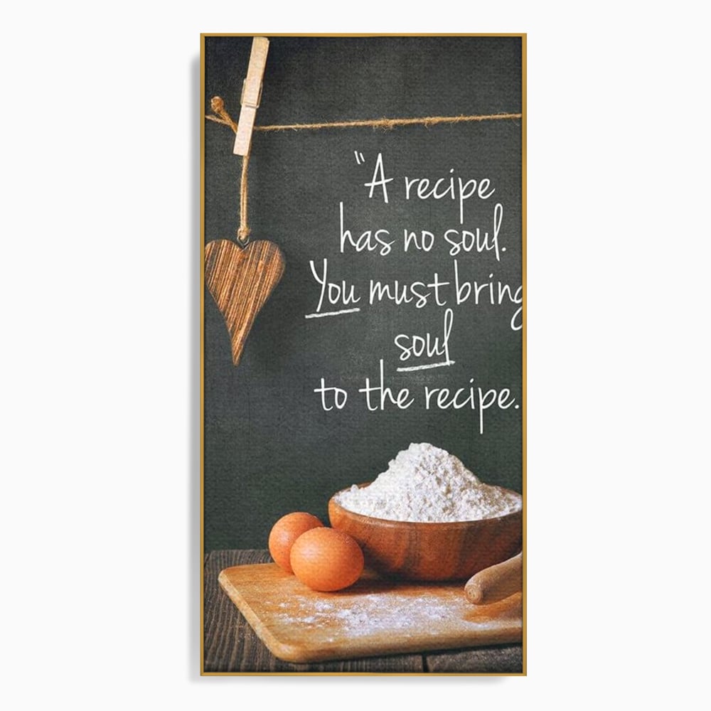Tablou canvas cu tablou canvas cu citat culinar si faina, in rama de aluminiu auriu