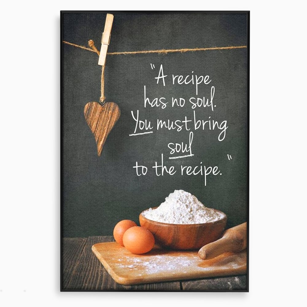 Tablou canvas cu tablou canvas cu citat culinar si faina, in rama de aluminiu negru