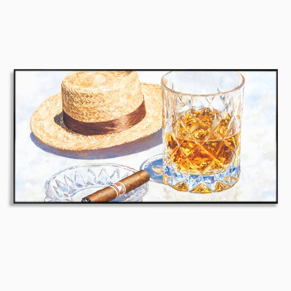 Tablou canvas cu natura statica cu palarie si pahar de whisky, in rama de aluminiu negru
