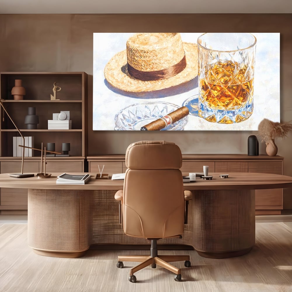 Tablou canvas cu natura statica cu palarie si pahar de whisky, fara rama, pe sasiu de lemn, pe perete intr-un birou