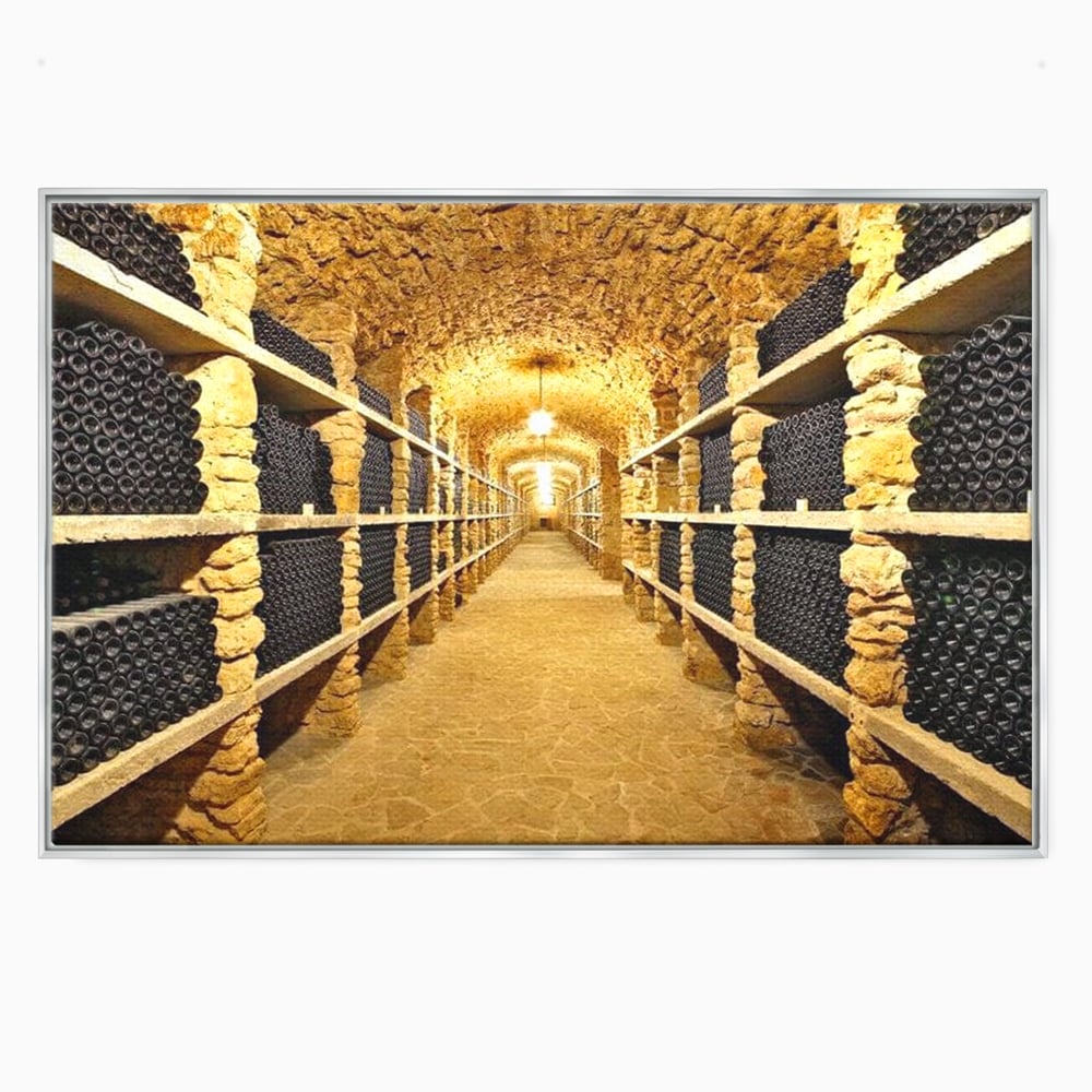Tablou canvas cu tablou canvas cu crama subterana si sticle de vin, in rama de aluminiu argintiu