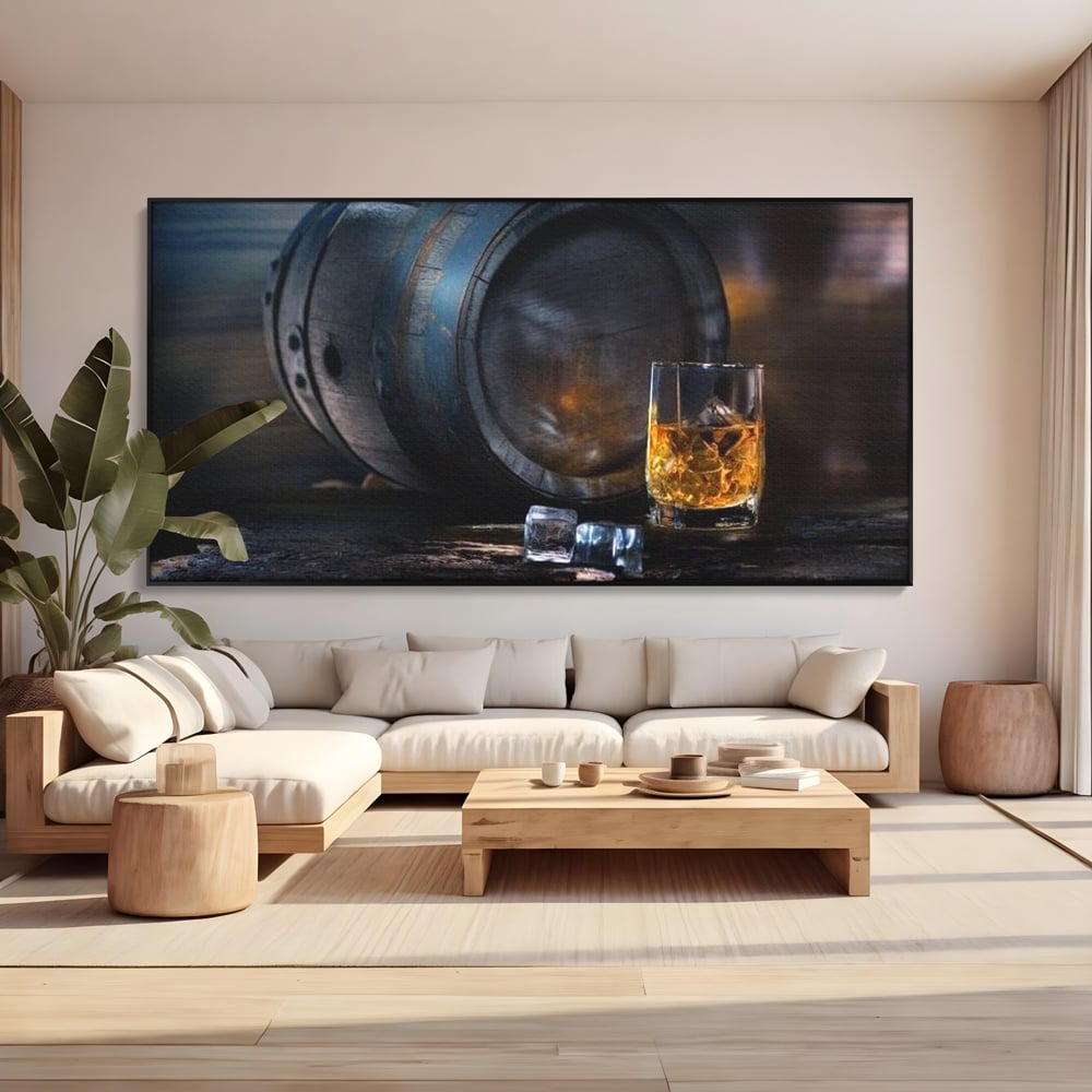Tablou canvas cu tablou canvas cu butoi de whisky si pahar cu gheata, in rama de aluminiu negru, pe perete intr-un living