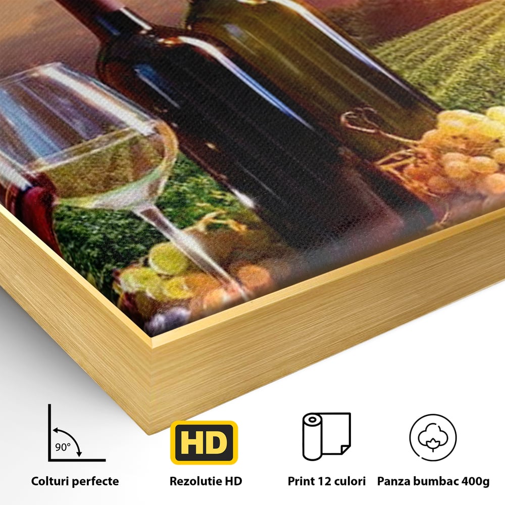 Detaliu al suprafetei: tablou canvas cu podgorie si vin, in rama de aluminiu auriu
