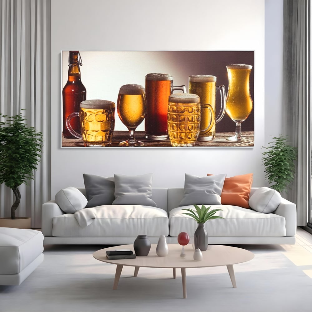 Tablou canvas cu colectie de halbe si pahare cu bere, in rama de aluminiu argintiu, pe perete intr-un living