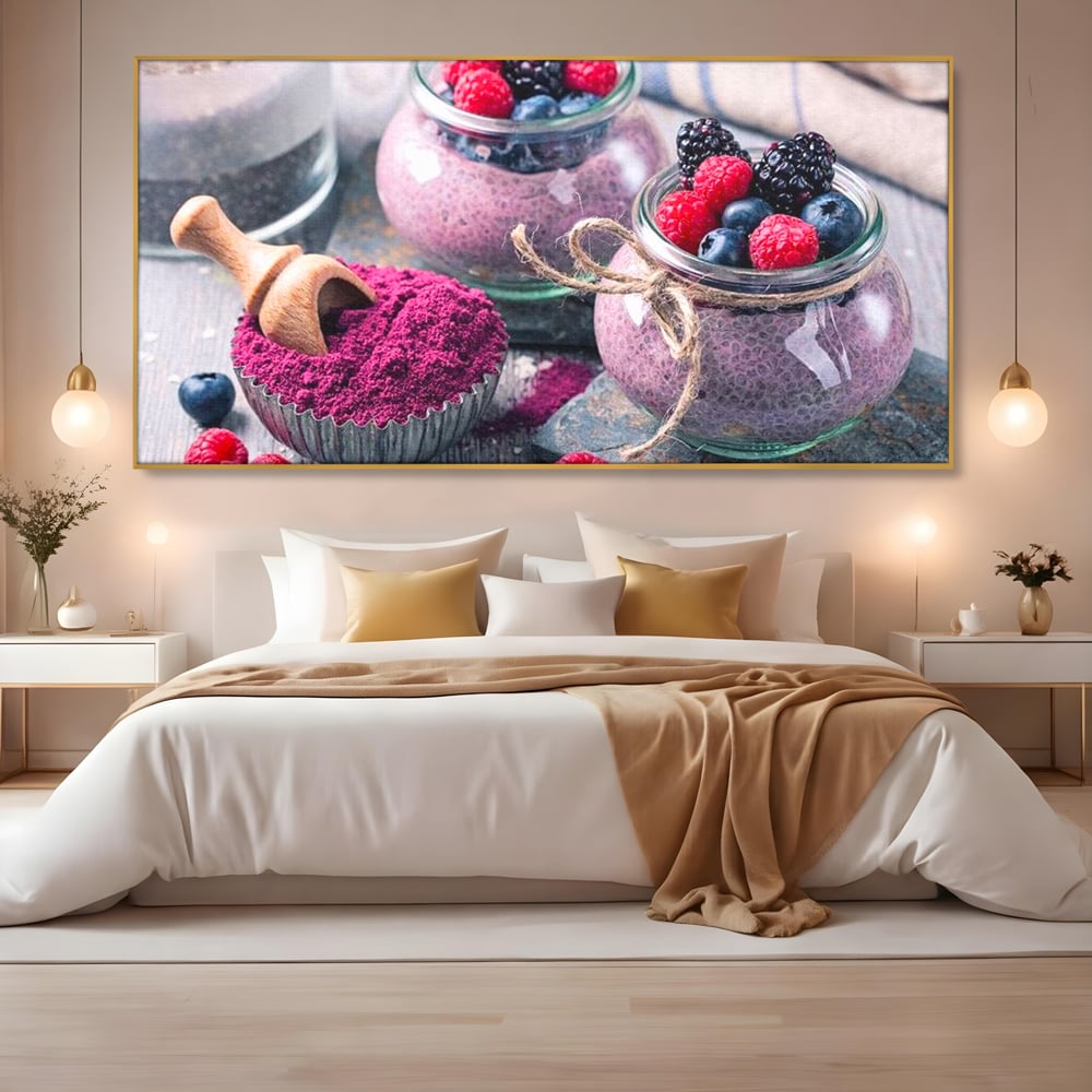 Tablou canvas cu natura moarta cu desert si fructe de padure, in rama de aluminiu auriu, pe perete intr-un dormitor