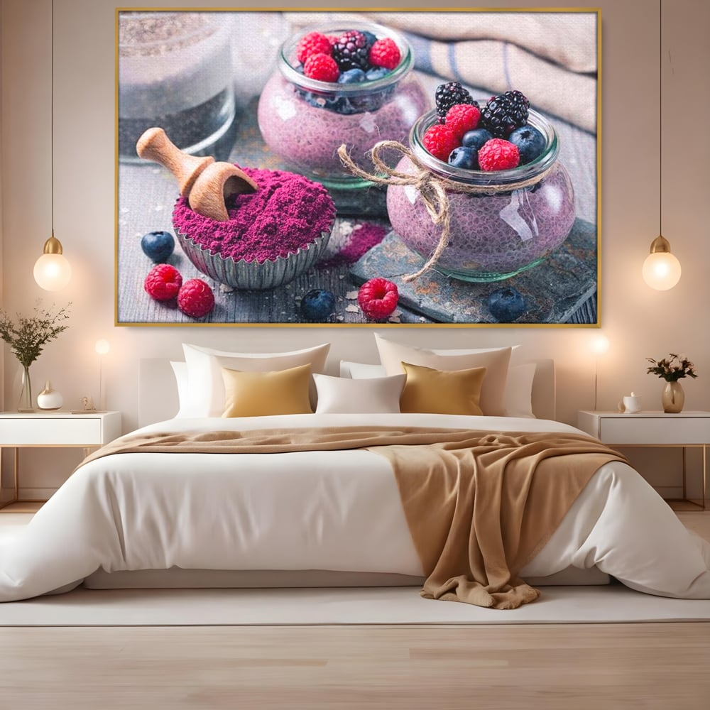 Tablou canvas cu natura moarta cu desert si fructe de padure, in rama de aluminiu auriu, pe perete intr-un dormitor