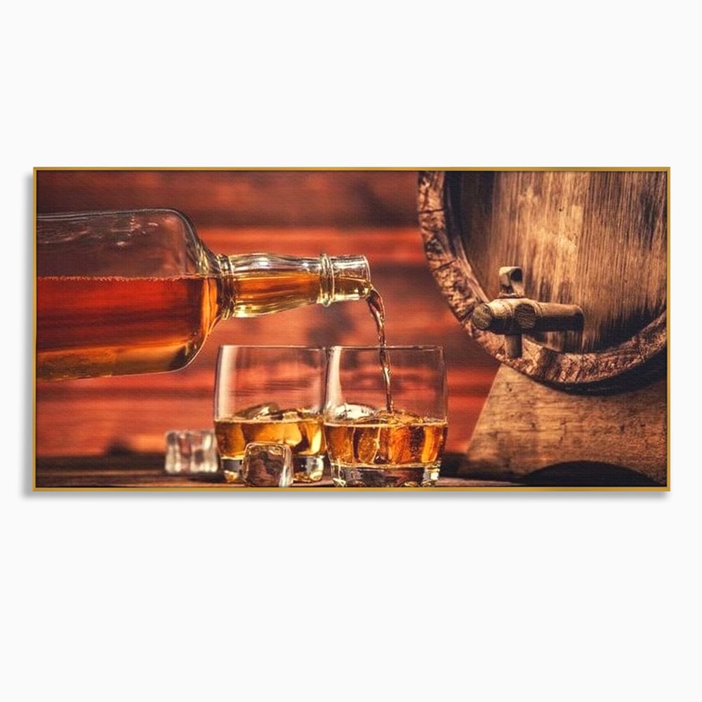 Tablou canvas cu tablou canvas cu whisky si butoi lemn, in rama de aluminiu auriu