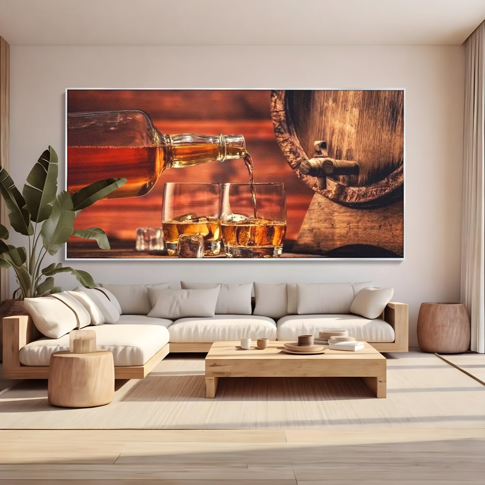 Tablou canvas cu tablou canvas cu whisky si butoi lemn, in rama de aluminiu argintiu, pe perete intr-un living