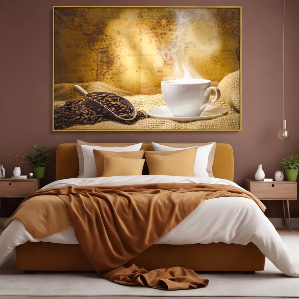 Tablou canvas cu ceasca de cafea cu boabe pe sac de iuta, in rama de aluminiu auriu, pe perete intr-un dormitor