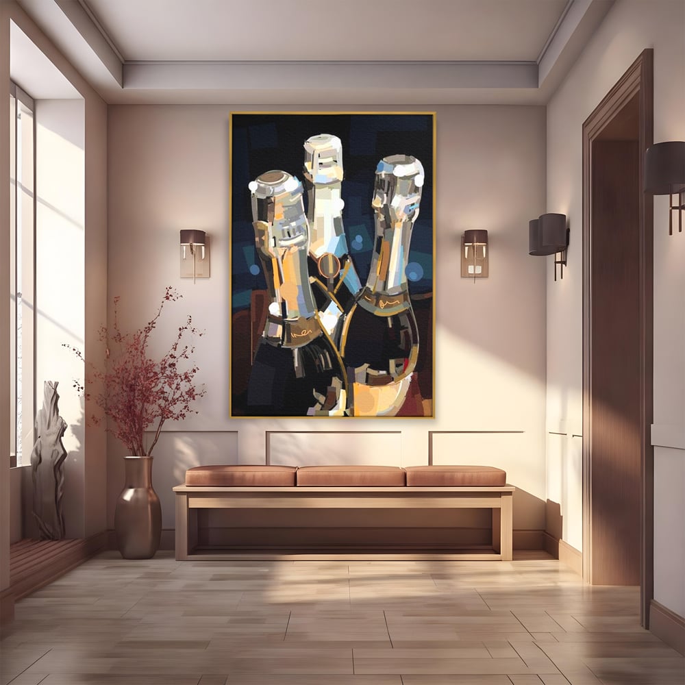 Tablou canvas cu pictura abstracta cu trei sticle de sampanie, in rama de aluminiu auriu