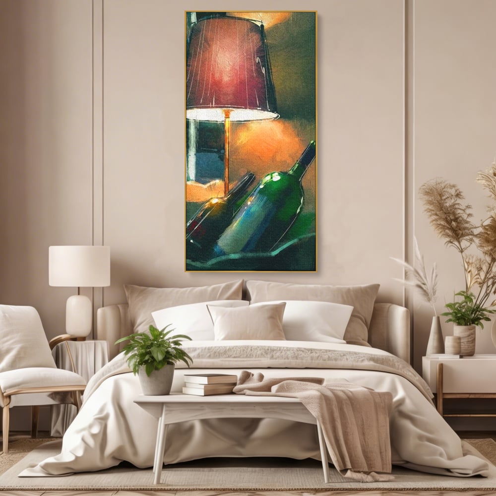 Tablou canvas cu tablou canvas cu lampa si sticle de vin, in rama de aluminiu auriu, pe perete intr-un dormitor