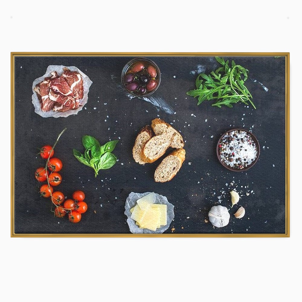 Tablou canvas cu natura moarta cu ingrediente italiene, in rama de aluminiu auriu