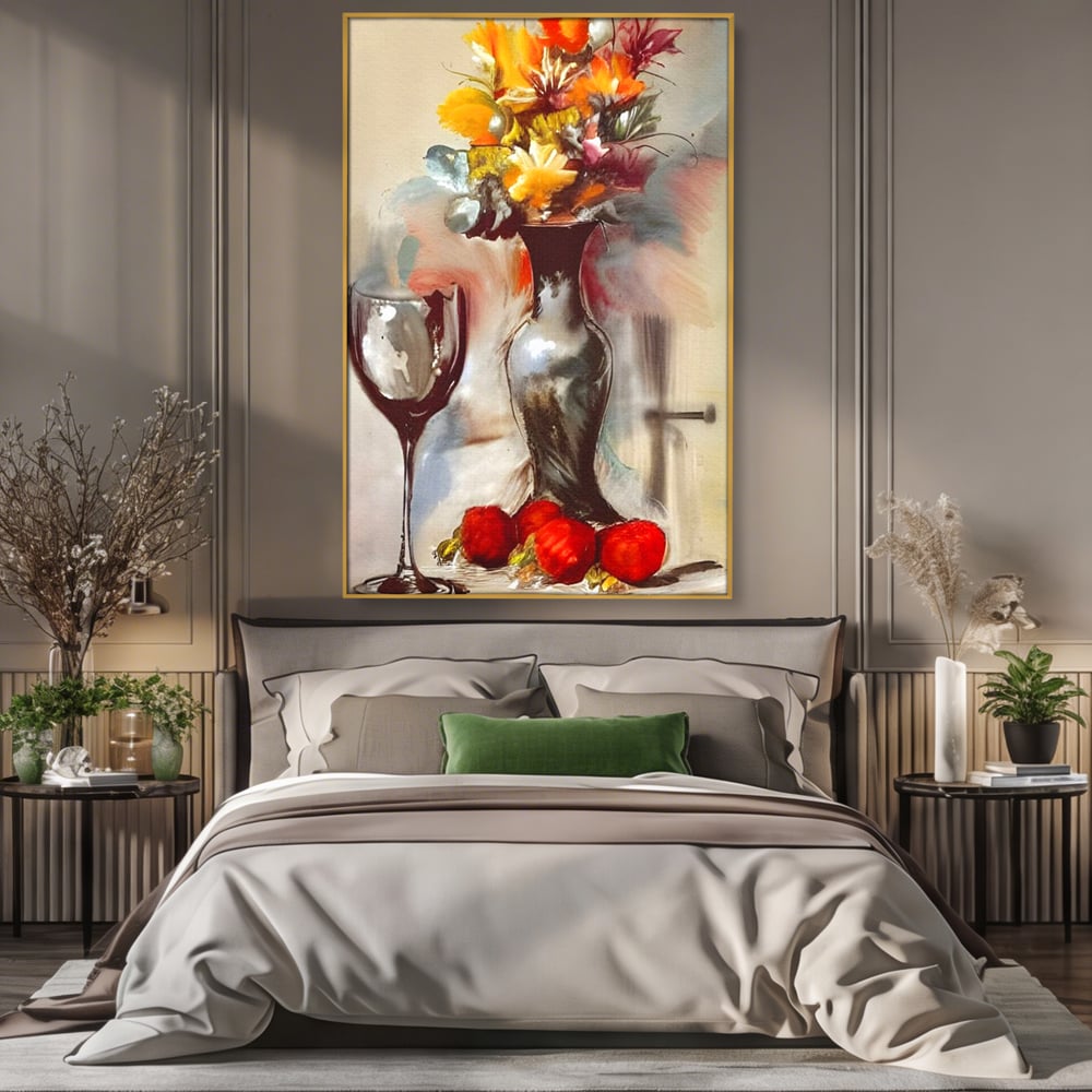 Tablou canvas cu pictura cu vaza, flori si pahar de vin, in rama de aluminiu auriu, pe perete intr-un dormitor