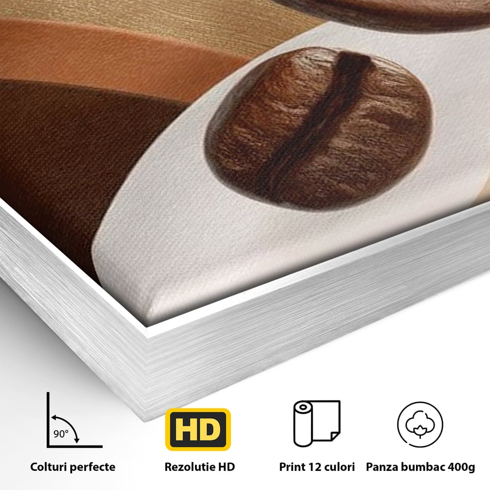 Detaliu al suprafetei: tablou canvas cu boabe de cafea, in rama de aluminiu argintiu