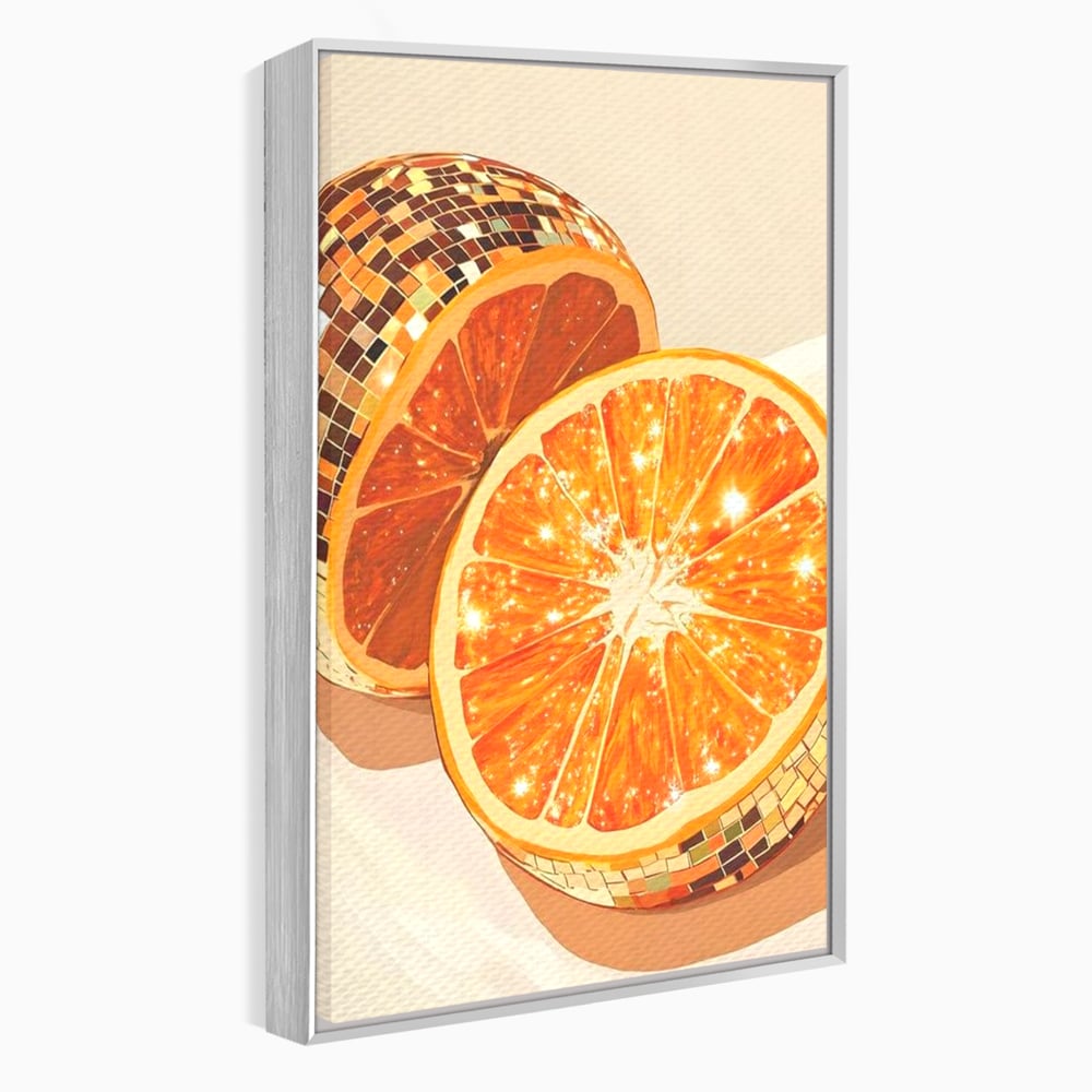 Tablou canvas cu ilustratie digitala cu felii de portocala si globuri disco, in rama de aluminiu argintiu