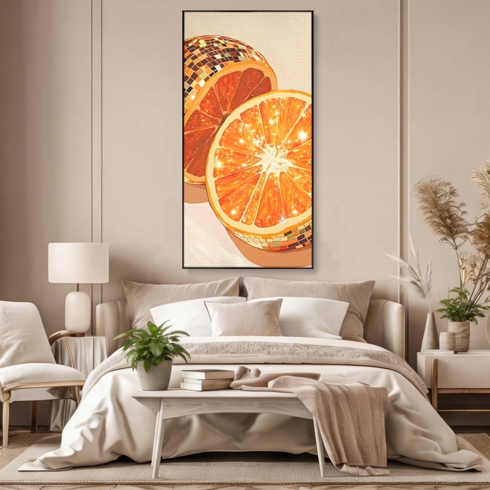 Tablou canvas cu ilustratie digitala cu felii de portocala si globuri disco, in rama de aluminiu negru, pe perete intr-un dormitor