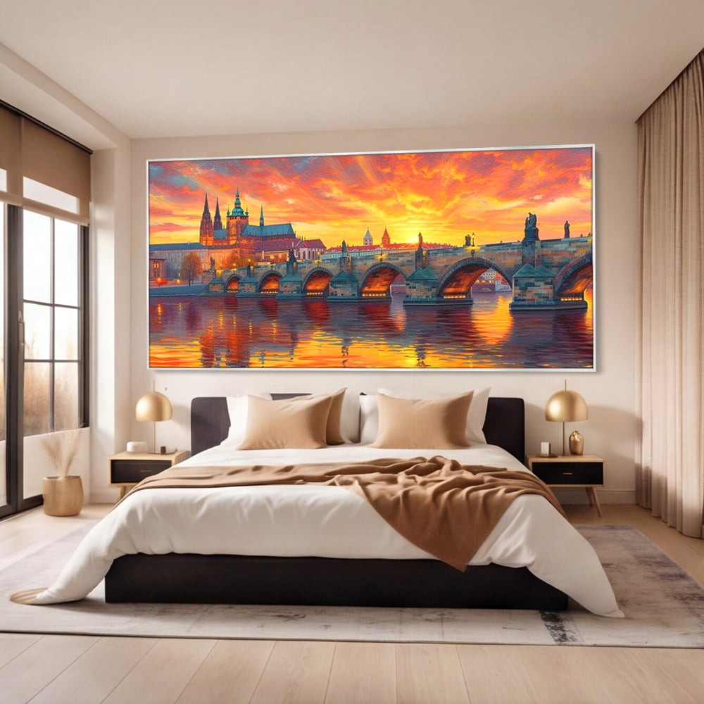 Tablou canvas cu tablou canvas cu apus de asfintit peste praga, in rama de aluminiu argintiu, pe perete intr-un dormitor