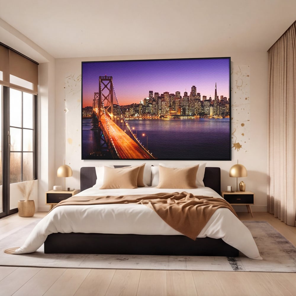 Tablou canvas cu tablou canvas cu podul si orasul san francisco noaptea, in rama de aluminiu negru, pe perete intr-un dormitor