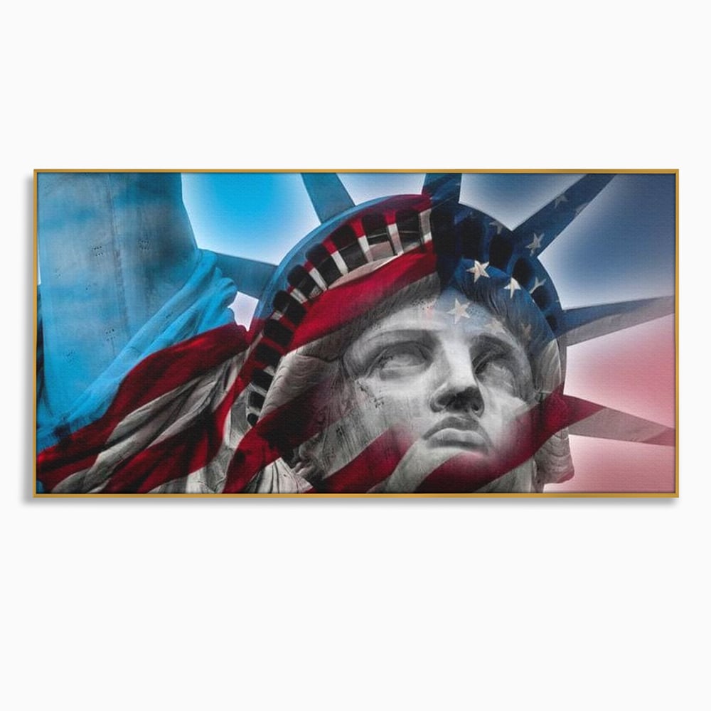 Tablou canvas cu statuia libertatii suprapusa cu steagul american, in rama de aluminiu auriu