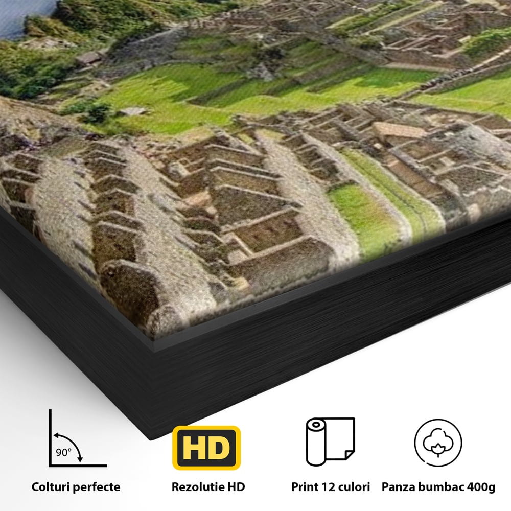 Detaliu al suprafetei: tablou canvas cu cetatea machu picchu, in rama de aluminiu negru