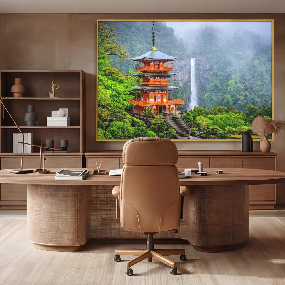 Tablou canvas cu tablou canvas cu pagoda si cascada, in rama de aluminiu auriu, pe perete intr-un birou